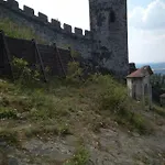 Kamenny Dum Bezdedice-machuv Kraj *