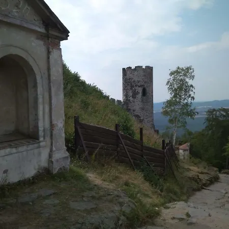Ferienhaus Kamenny Dum Bezdedice-machuv Kraj Bezdedice
